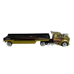 Hot Wheels Speed Fleet Transport Truck 2008 Gold Toy